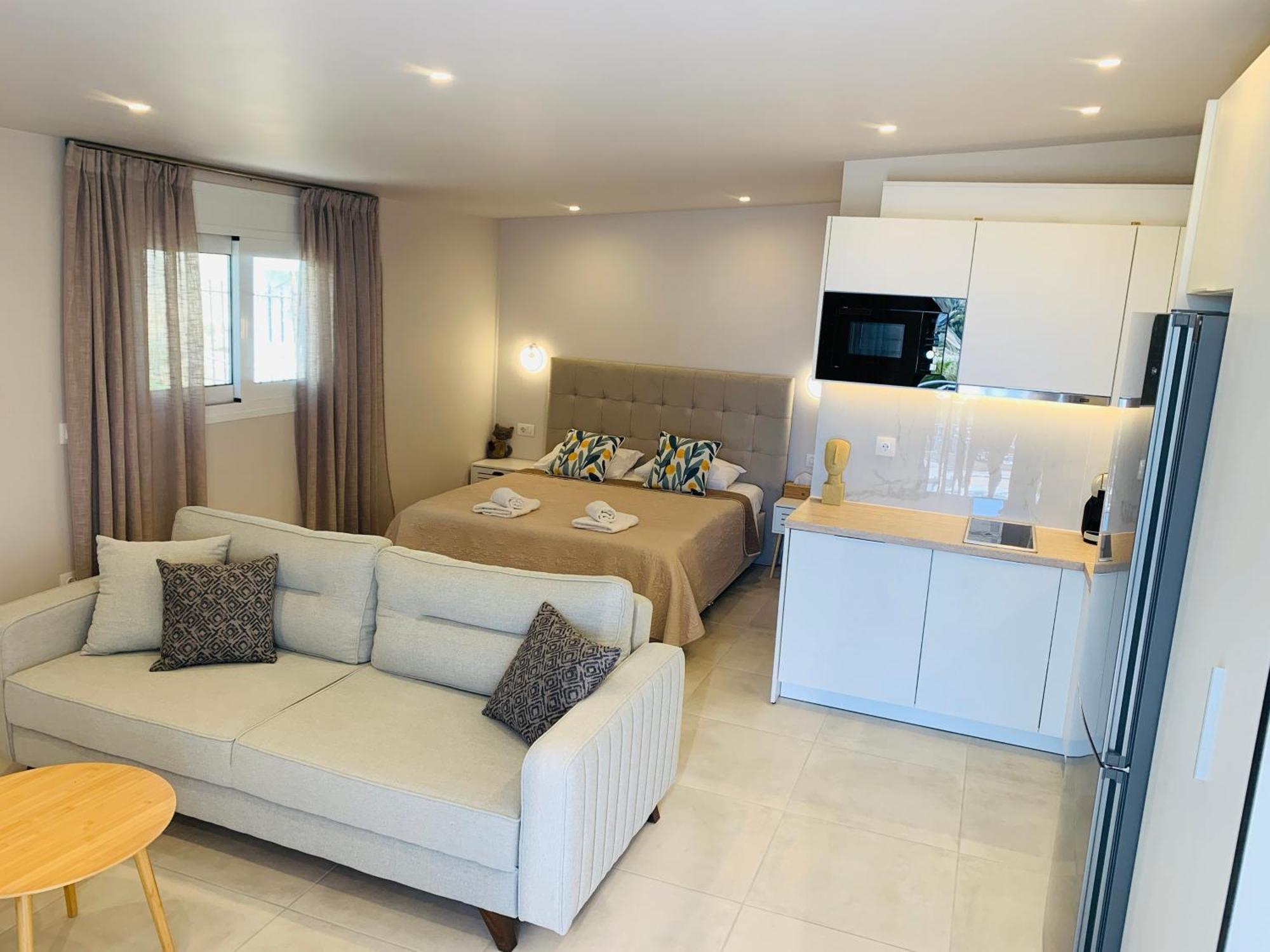 Thelfi Luxury Studio In Attica - Close To Varkiza Beach - Sea View Vári Exteriér fotografie