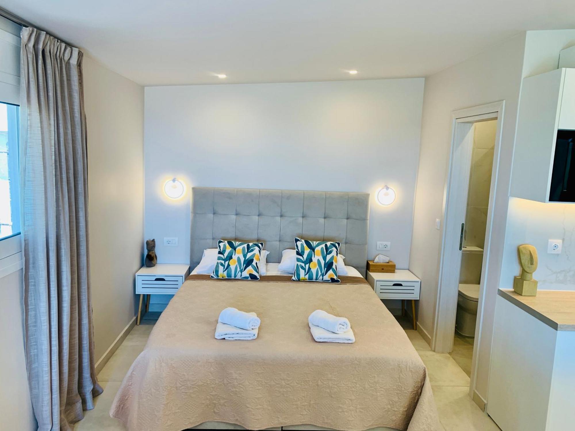 Thelfi Luxury Studio In Attica - Close To Varkiza Beach - Sea View Vári Exteriér fotografie