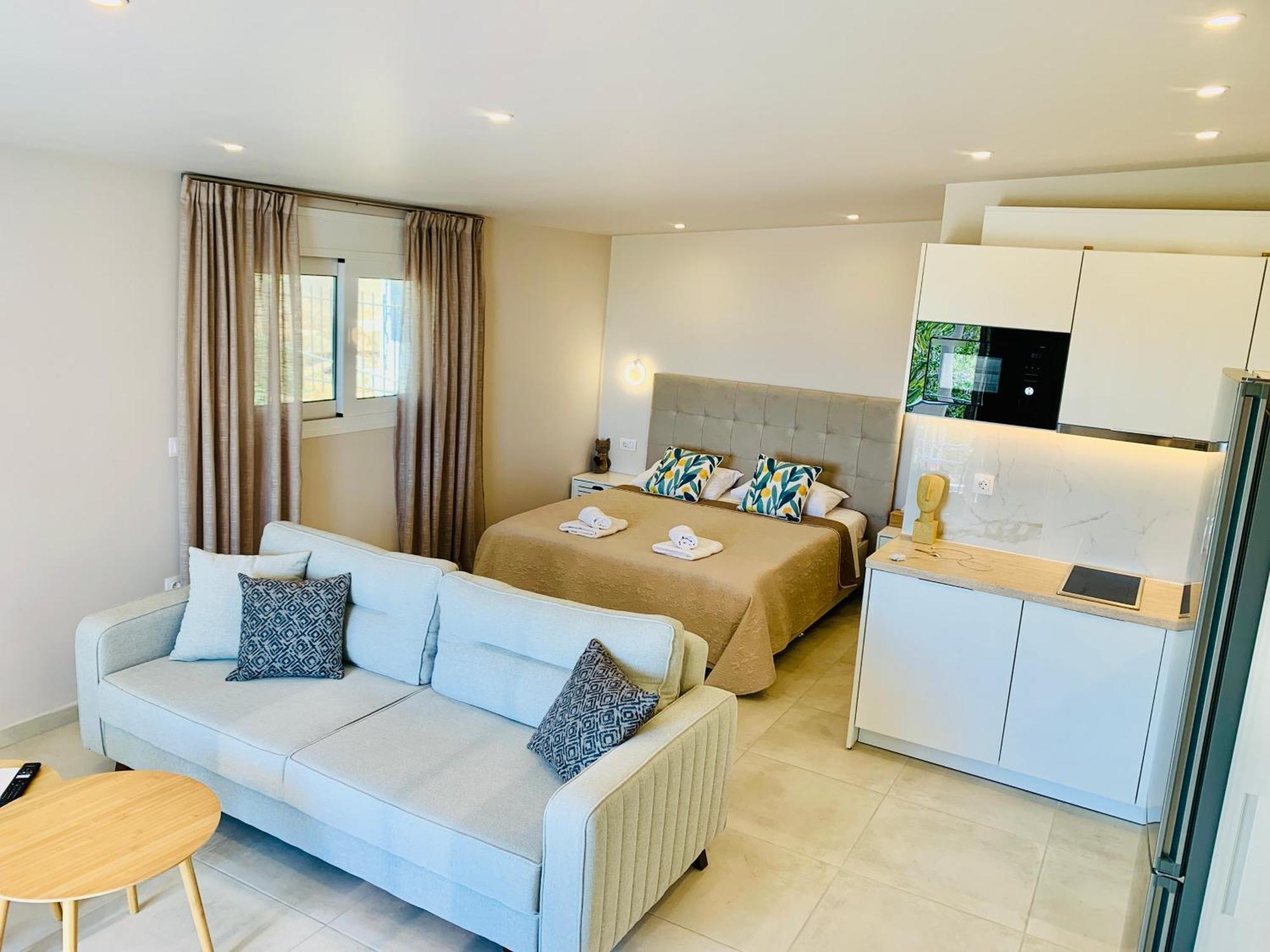 Thelfi Luxury Studio In Attica - Close To Varkiza Beach - Sea View Vári Exteriér fotografie
