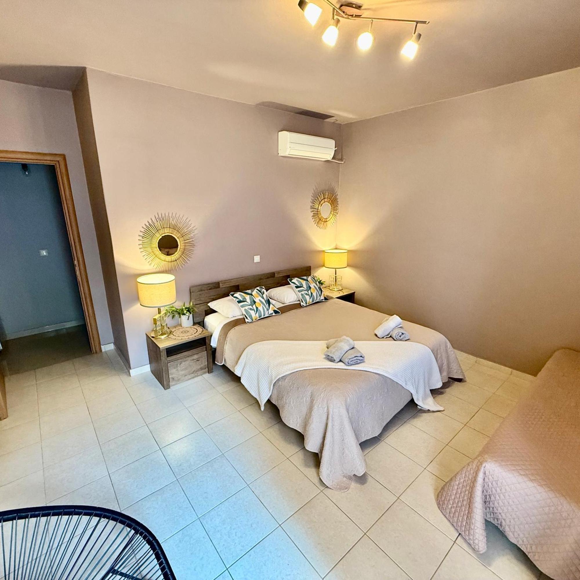 Thelfi Luxury Studio In Attica - Close To Varkiza Beach - Sea View Vári Exteriér fotografie